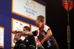 DO Darts-16-01-259